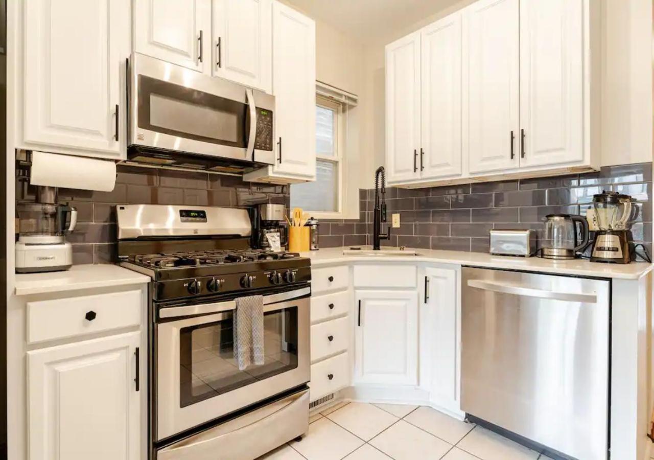 2 Bed Apt W/ Office, Free Parking, Near Wrigley Chicago Kültér fotó